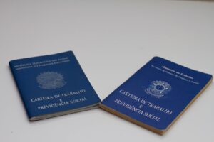 De acordo com as estatísticas do IBGE, o número de desempregados no país alcançou a marca de 8,5 milhões no mês de julho do corrente ano, apresentando uma redução de 1,2 ponto percentual em comparação a julho de 2022.