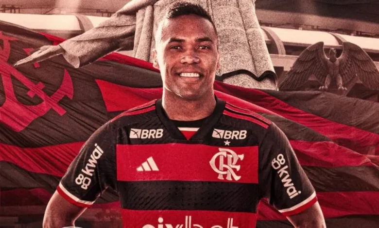 Usando o Mundial de Clubes em 2025 como principal argumento, a direção do Flamengo fez dois jogadores, que estavam convencidos a atuarem em clubes paulistas, mudarem de rumo. Em vez do Morumbi e do Parque São Jorge, a Gávea