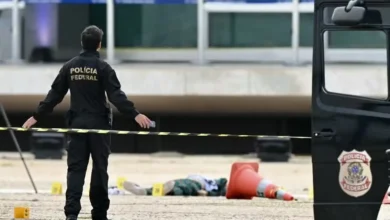 Encontro ocorre após o atentado ocorrido na quarta-feira, quando foram detonados artefatos explosivos na Praça dos Três Poderes