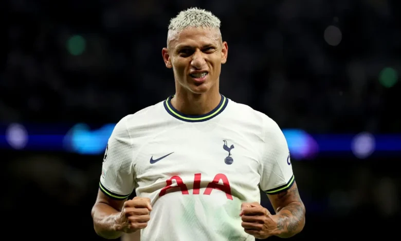 Com o sonho de repatriar Richarlison nesta janela de transferências, o Fluminense se reuniu com representantes do Tottenham,