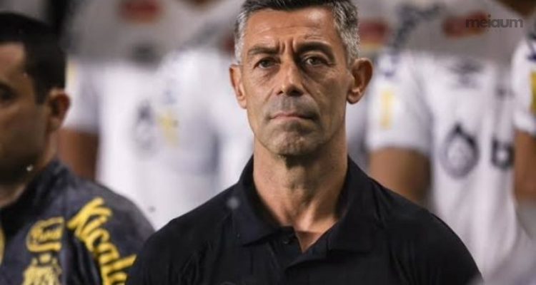 Neymar ajuda Pedro Caixinha a manter o emprego. Convenceu Thiago Maia, Ele deixou o Internacional e é o novo reforço do Santos