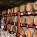 Carnaval no Alambique: “Cachaça Cavaco Experience” abre as portas para o turismo de imersão no DF