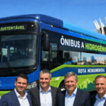 Ônibus a hidrogênio verde começa a circular no DF em rota turística gratuita