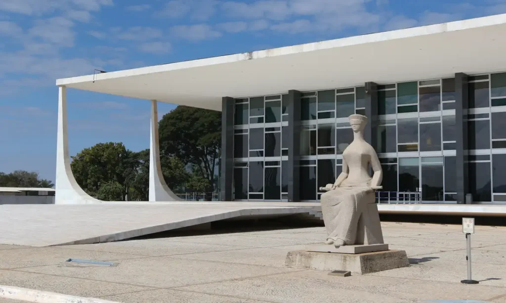 presidência temporária do STF