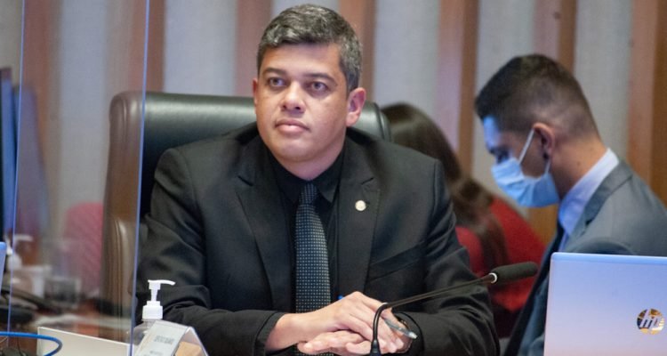 Comissão do Meio Ambiente aprova projeto..