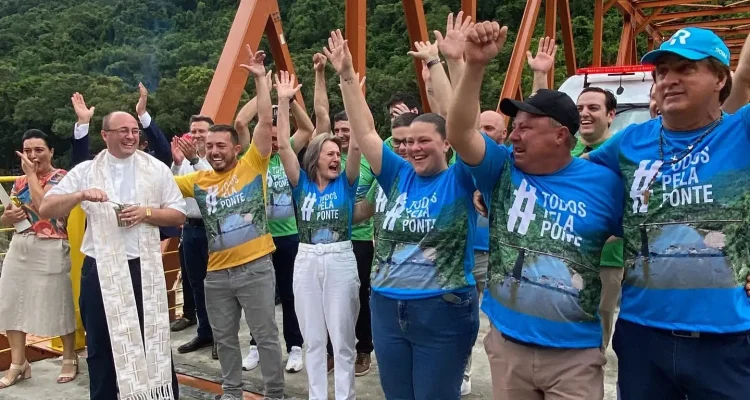 Nova estrutura foi construída com recursos da comunidade e entidades privadas