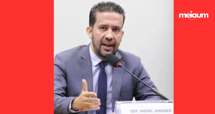 André Janones é acusado