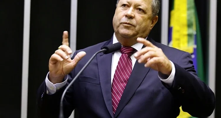 Ministro do STF decidiu manter prisão de deputado por suspeita de ter orquestrado a morte da vereadora Marielle Franco