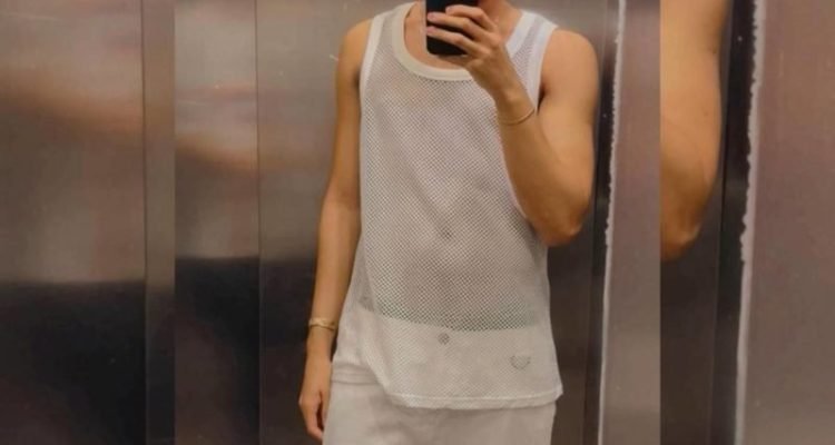 Foto colorida do influenciador Nick Fontana - Metrópoles