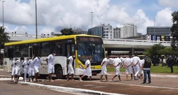 Saidão de presos nessa sexta-feira.