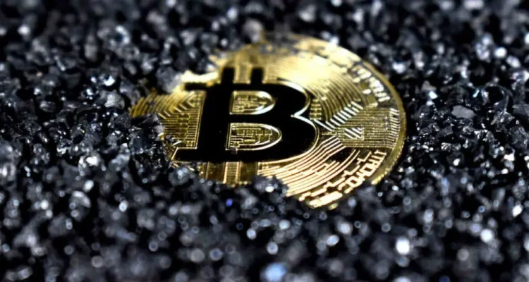 Enquanto o Bitcoin (BTC) e as principais criptomoedas do mercado operam estáveis na manhã desta terça-feira (6), algumas memecoins baseadas no ex-presidente dos Estados Unidos Donald Trump disparam até 100% no dia.