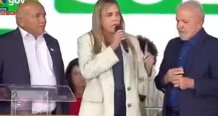 Celina Leão é vaiada no Sol Nascente, mas Lula da Silva bate palmas