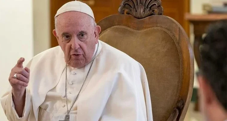A Santidade reconheceu que a renúncia “é uma possibilidade aberta”, embora tenha assegurado que a ideia não está em seus pensamentos no momento