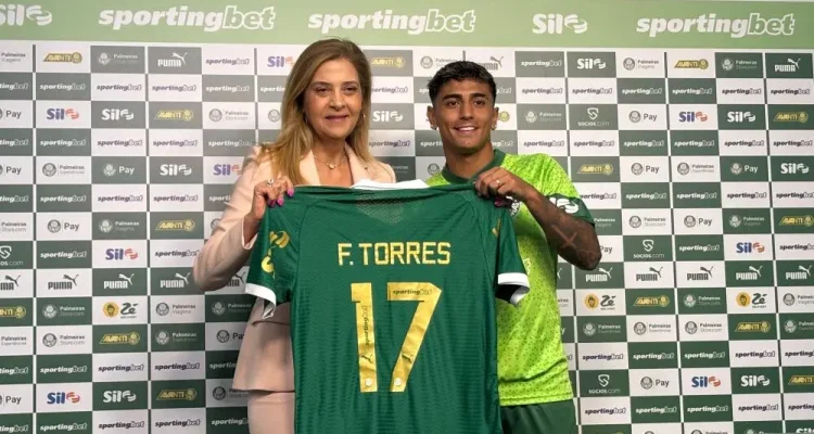Facundo elogia Estêvão e explica motivo de escolher número 17 no Palmeiras