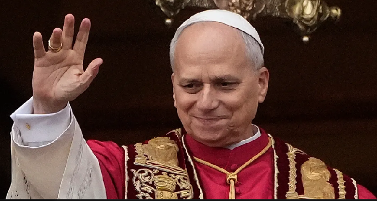 Papa Leão XIV Pede Coragem para Diálogo e Fim da Guerra na Ucrânia em Mensagem de Natal 2025