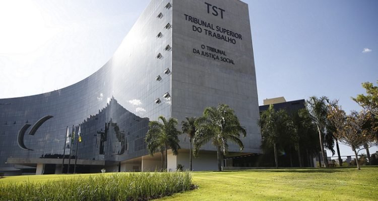 TST define na quinta-feira a lista tríplice para vaga de ministro